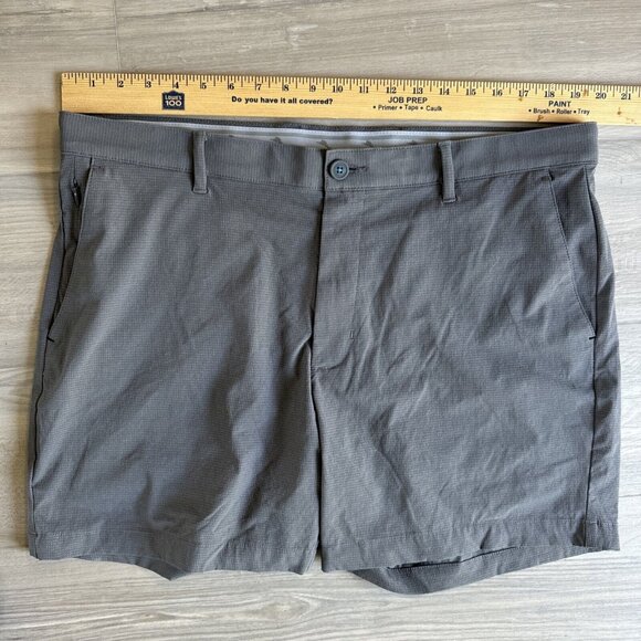 Tommy Bahama Mens 38 Gray Golf Performance Chino Shorts Textured Nylon Spandex - Picture 4 of 10